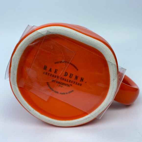 🎃🎃NWT Rae Dunn Halloween BOO Orange Pumpkin Topper Mug - Picture 2 of 3